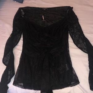 Lacey Black Express Long Sleeve Shirt